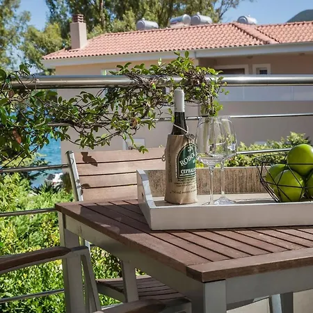 Vila Deluxe Kefalonia 1 Bedroom Thalassa Tranquil Location Access To Pool Karavomilos Karavomylos